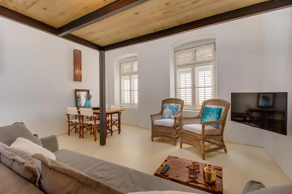 Apartments Argemonia Mali Lošinj Εξωτερικό φωτογραφία
